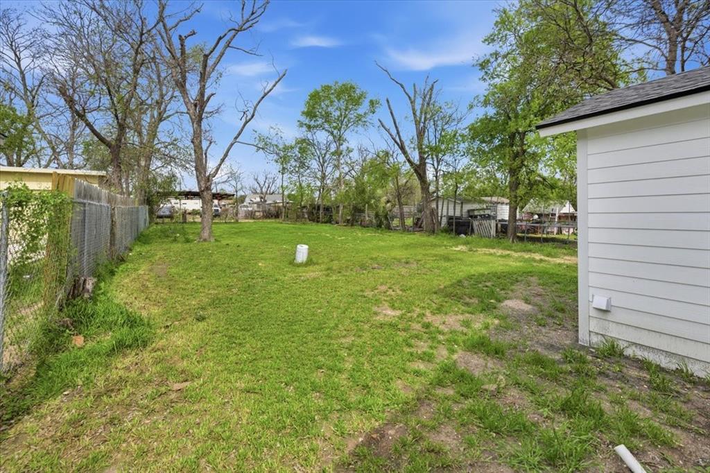 2803 Ross Avenue Property Photo 17
