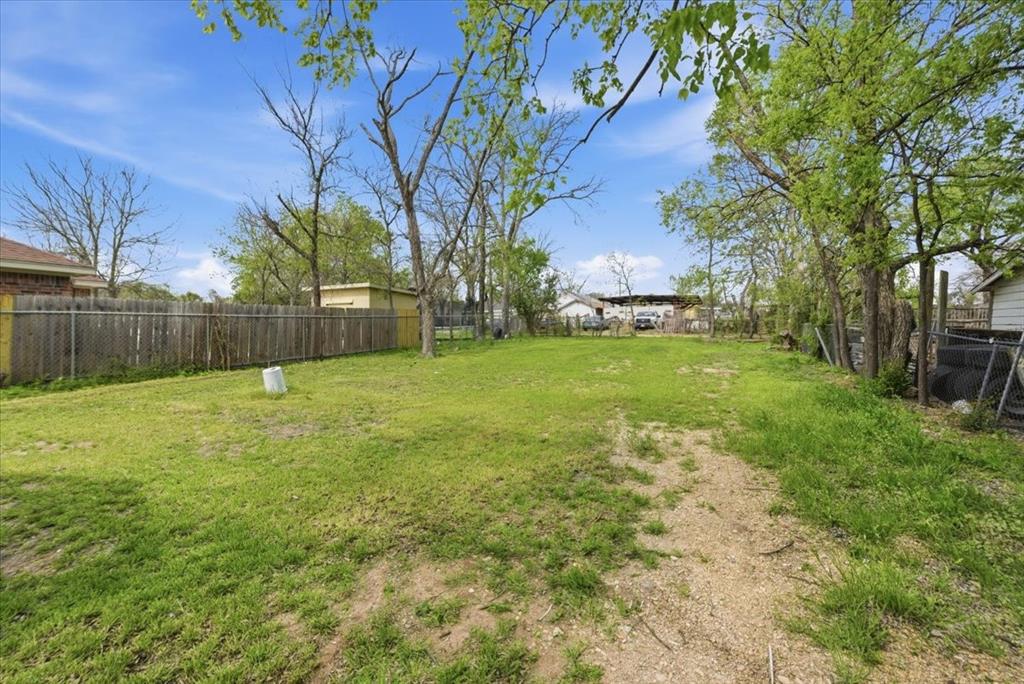 2803 Ross Avenue Property Photo 19