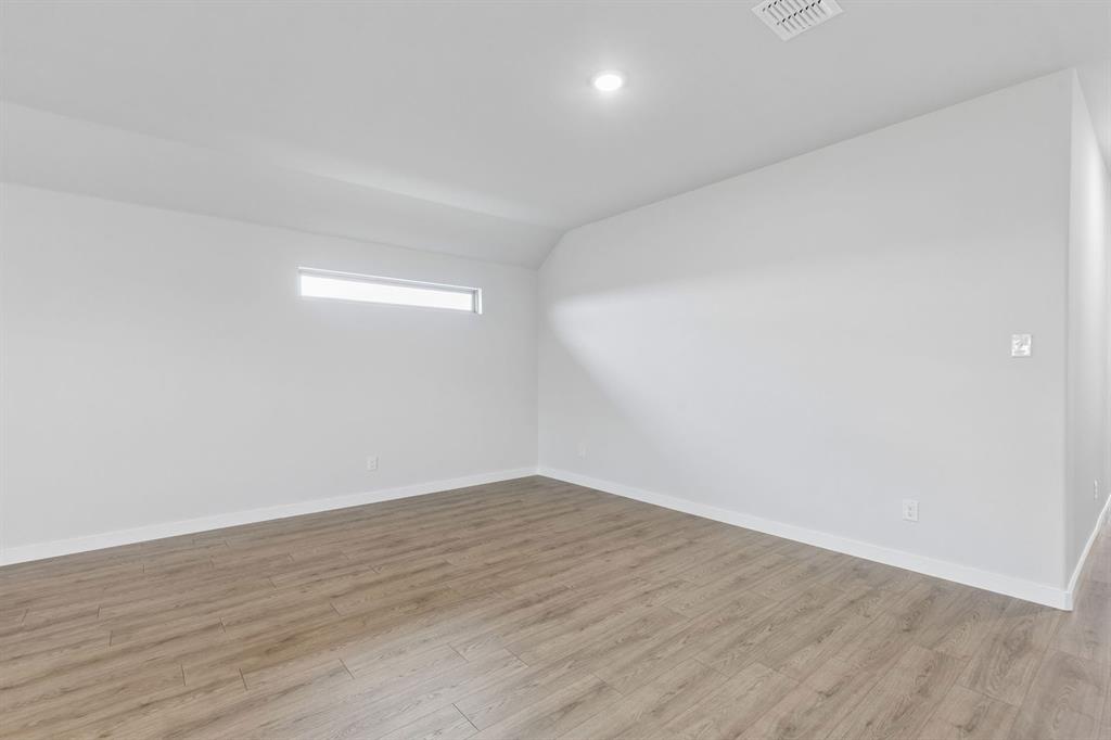 484 Hundred Acre Drive Property Photo 19