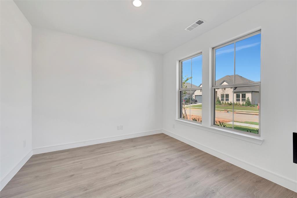 5644 Taylor Trail Property Photo 15