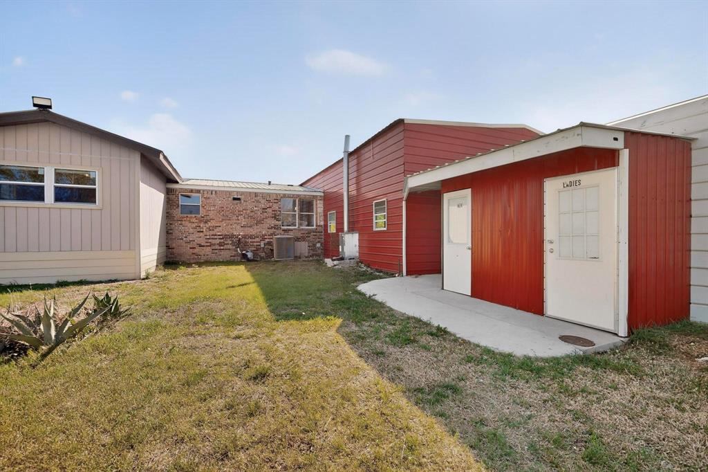 18729 County Road 620 Property Photo 30