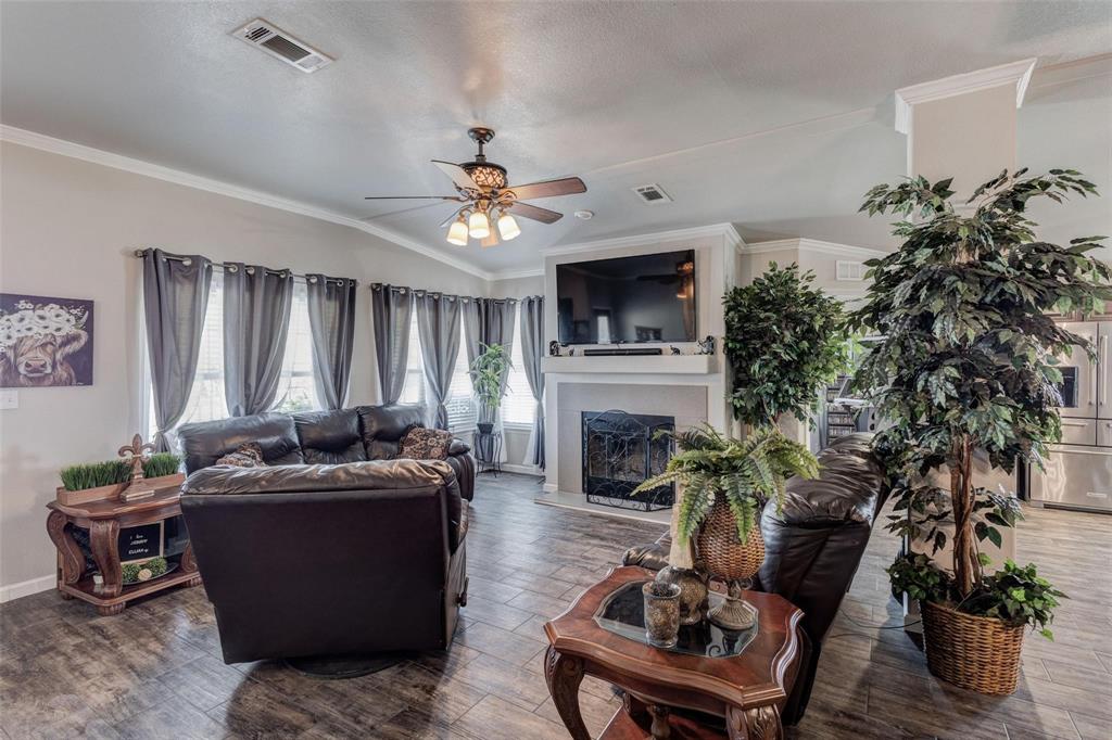 4081 Fm 2736 Property Photo 8