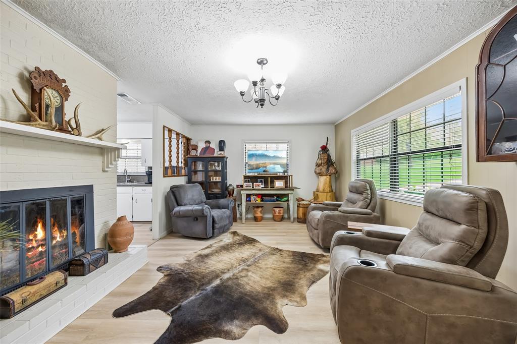16340 County Road 4256 Property Photo 6