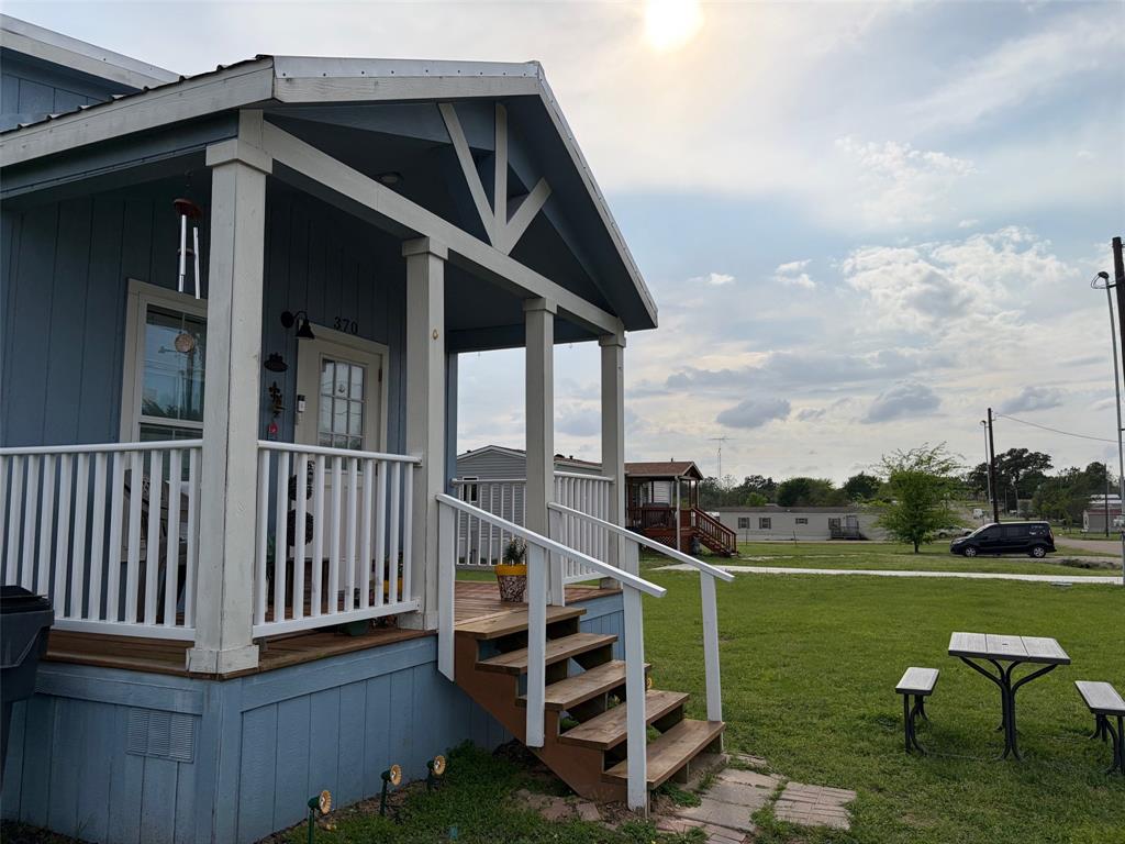 370 Sioux Property Photo 10