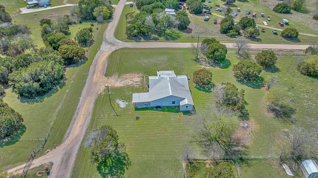 105 County Road 3590 Property Photo 28