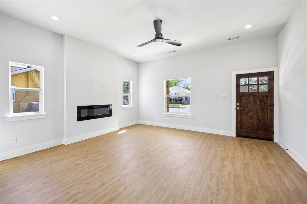 3514 Dunbar Street Property Photo 7