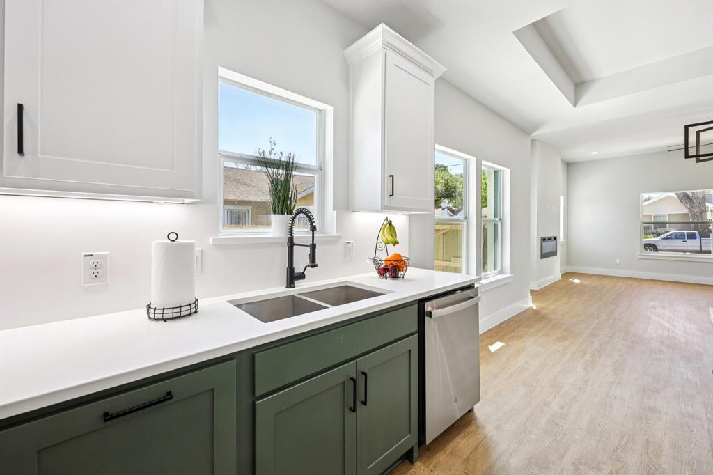 3514 Dunbar Street Property Photo 15