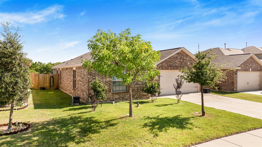 4313 Cat Tail Way Property Photo 5