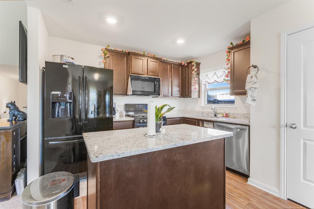 4313 Cat Tail Way Property Photo 7