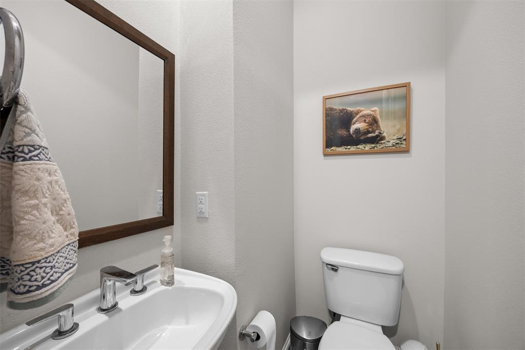 4643 Warwood Lane Property Photo 13