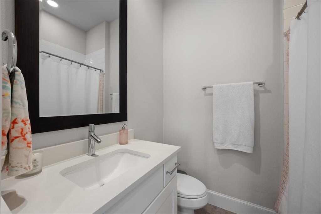 4643 Warwood Lane Property Photo 14