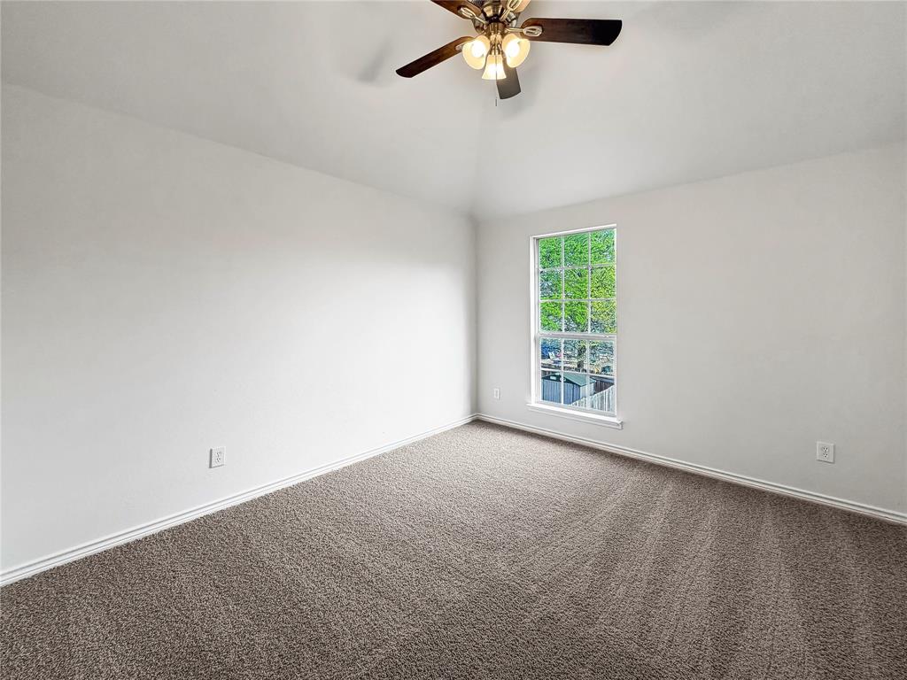 8212 Boulder River Trail Property Photo 4