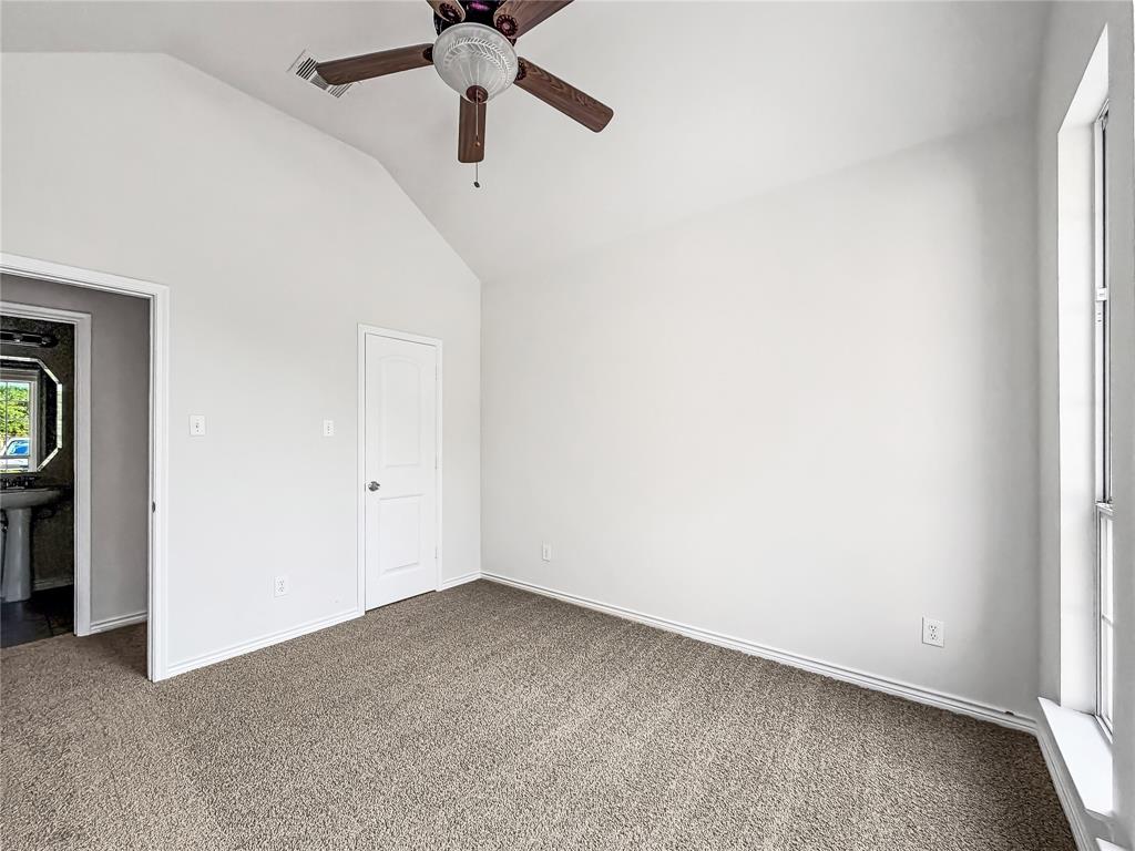 8212 Boulder River Trail Property Photo 16