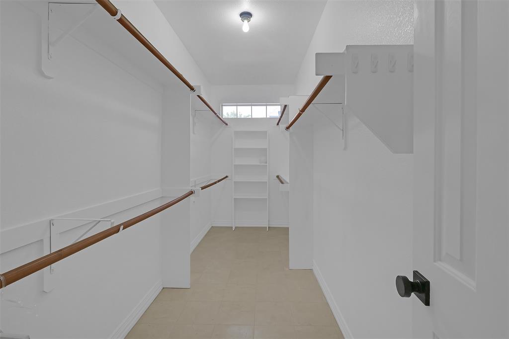 3252 Forestbrook Drive Property Photo 24