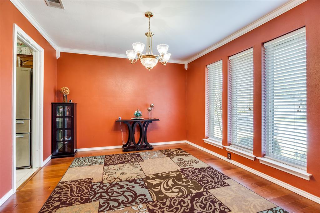 504 Chaffee Drive Property Photo 3