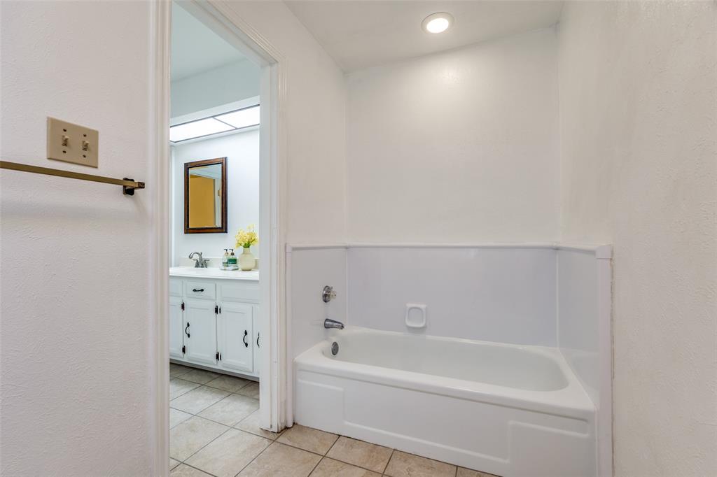 504 Chaffee Drive Property Photo 15