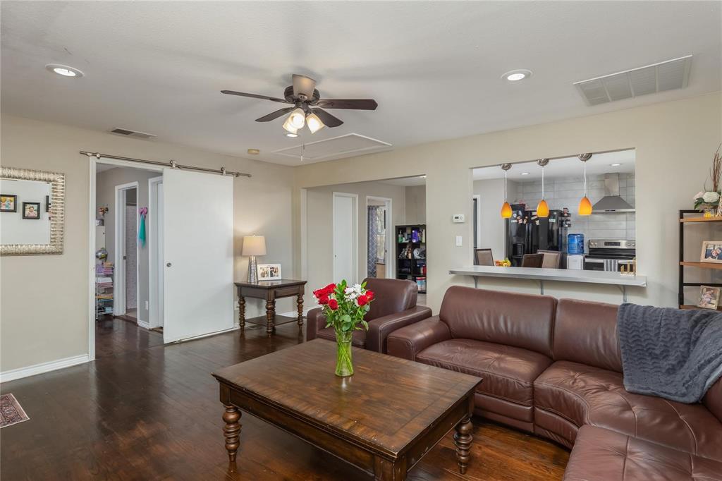 101 Spring Valley Circle Property Photo 6