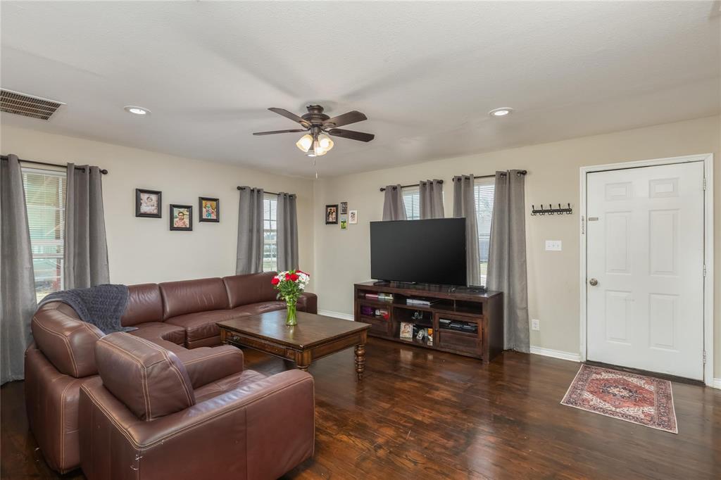 101 Spring Valley Circle Property Photo 7