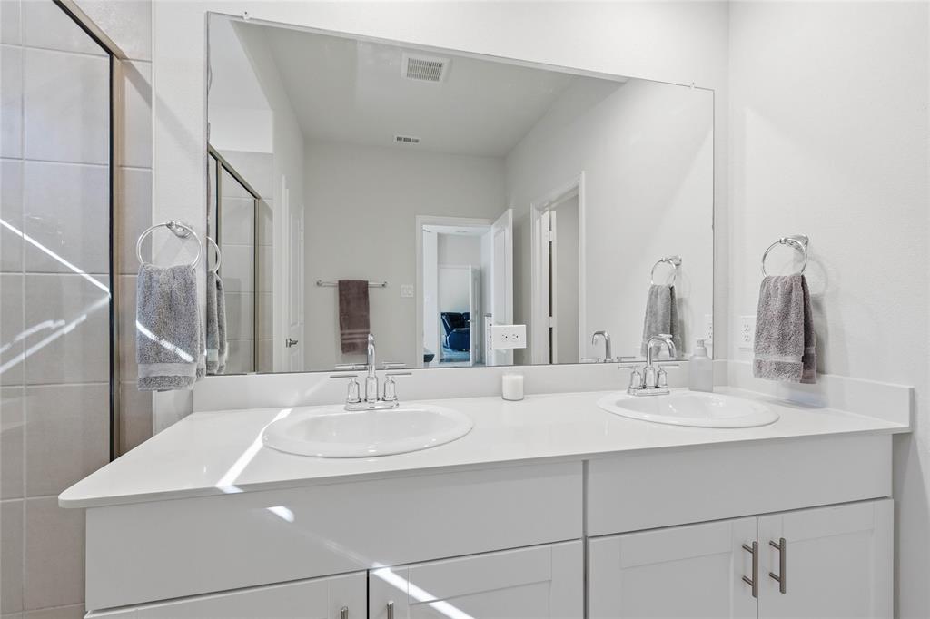 5628 Castle Peak Bend Property Photo 17