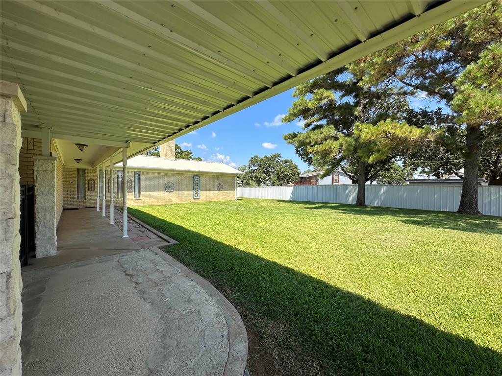 10297 County Road 197 Property Photo 6