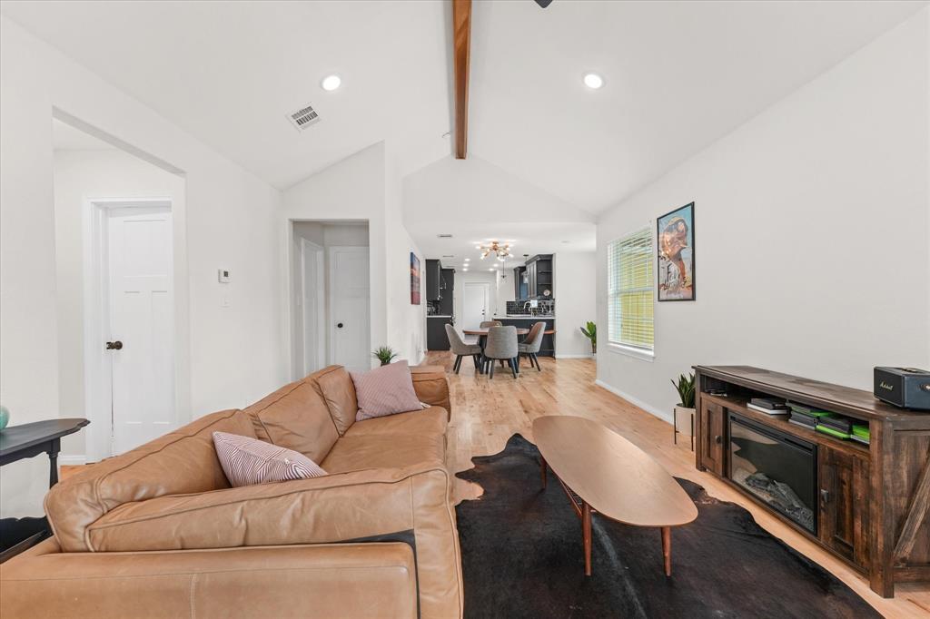 1212 Woodland Avenue Property Photo 12