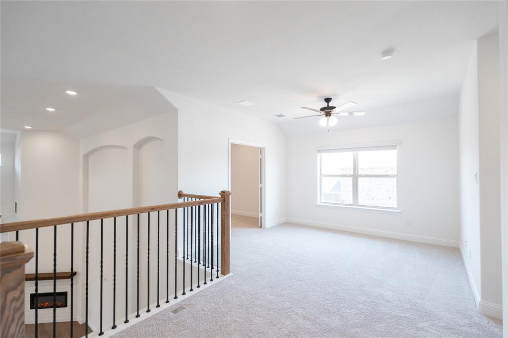 2225 Valencia Drive Property Photo 18