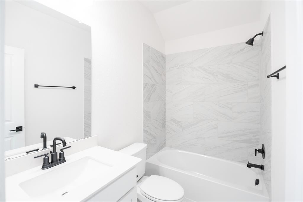 2225 Valencia Drive Property Photo 25