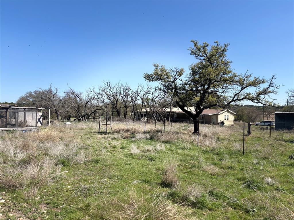 210 Private Road 3221 Property Photo 6