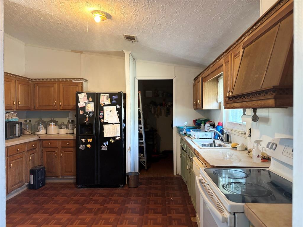210 Private Road 3221 Property Photo 38
