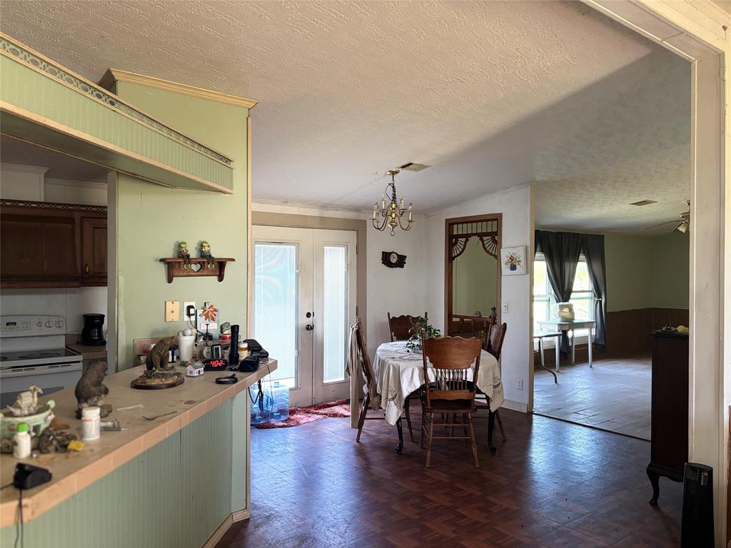 210 Private Road 3221 Property Photo 40