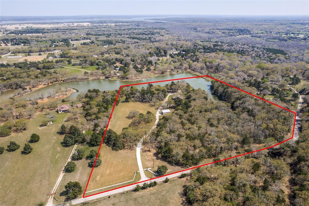182 Huts Crossing Road Property Photo 1
