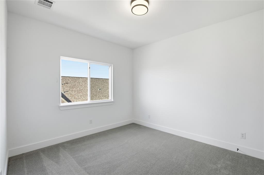 7432 Wayward Wind Way Property Photo 16