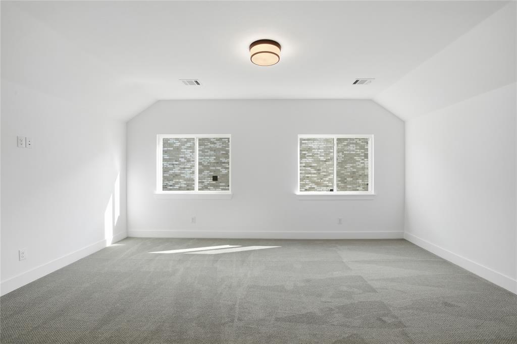 7432 Wayward Wind Way Property Photo 18