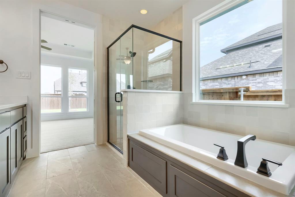 3320 Maidenhair Lane Property Photo 14