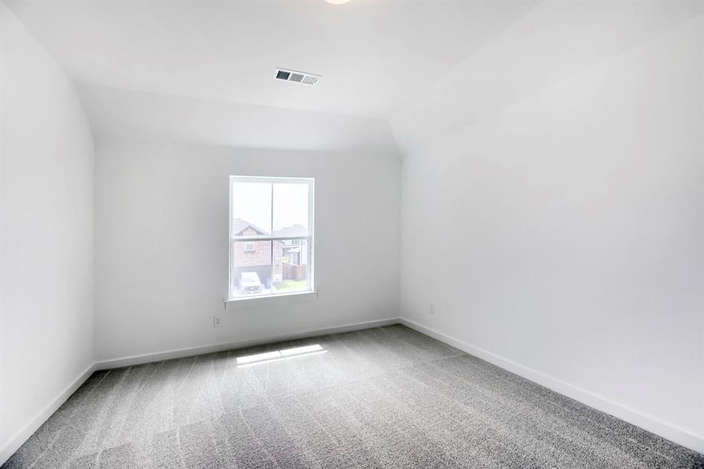 3320 Maidenhair Lane Property Photo 19