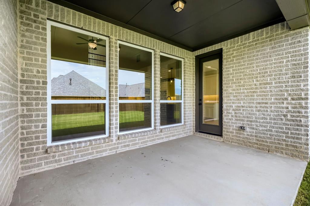 3320 Maidenhair Lane Property Photo 24