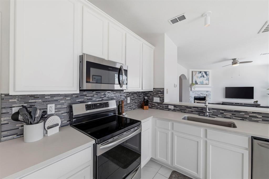 4943 Sunset Ridge Drive Property Photo 14