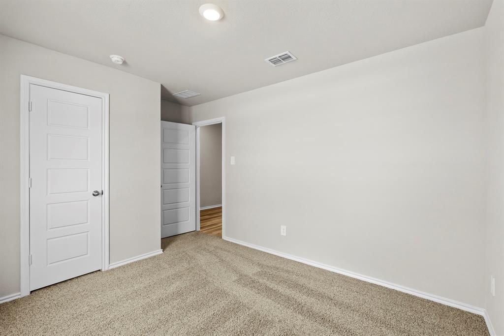 4217 Trickling Creek Lane Property Photo 6