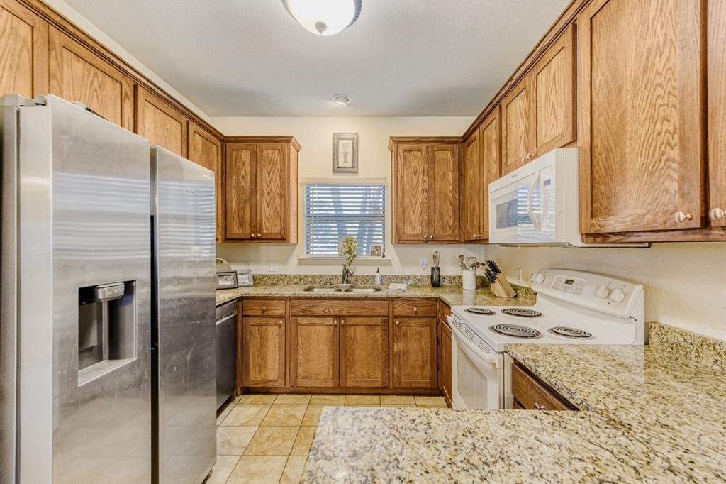 6525 Greenway Road Property Photo 6