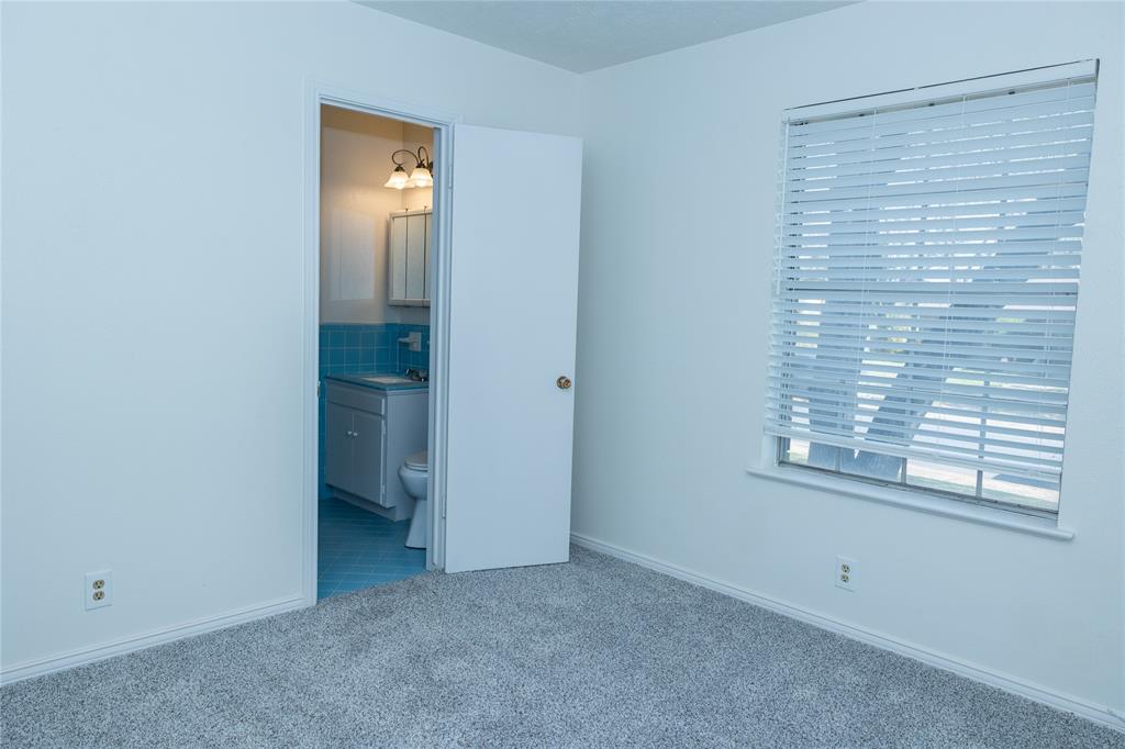 1860 Meadow Valley Lane Property Photo 8