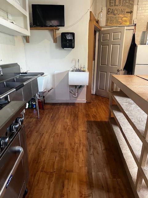 2818 Greenwood Road Property Photo 12