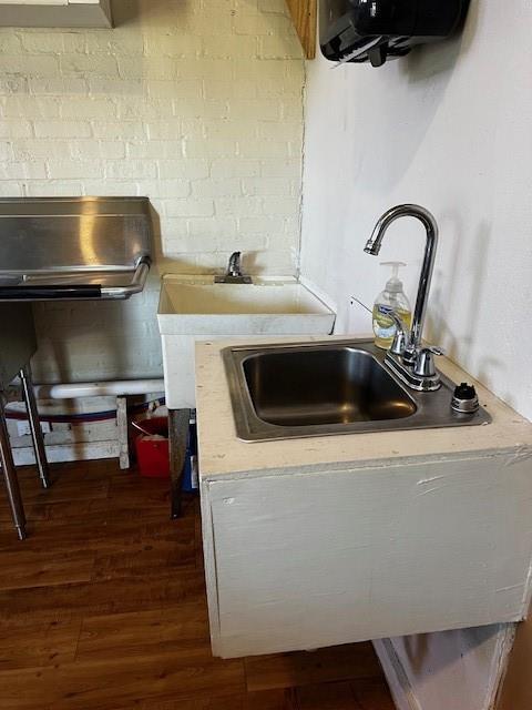 2818 Greenwood Road Property Photo 15