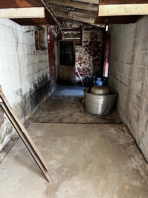 2818 Greenwood Road Property Photo 27