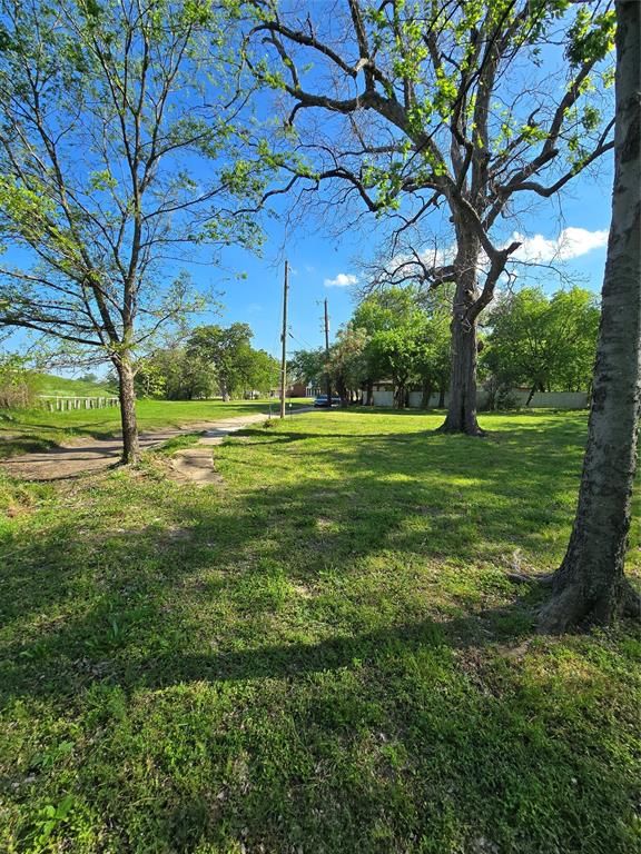 823 Millard Street Property Photo 7