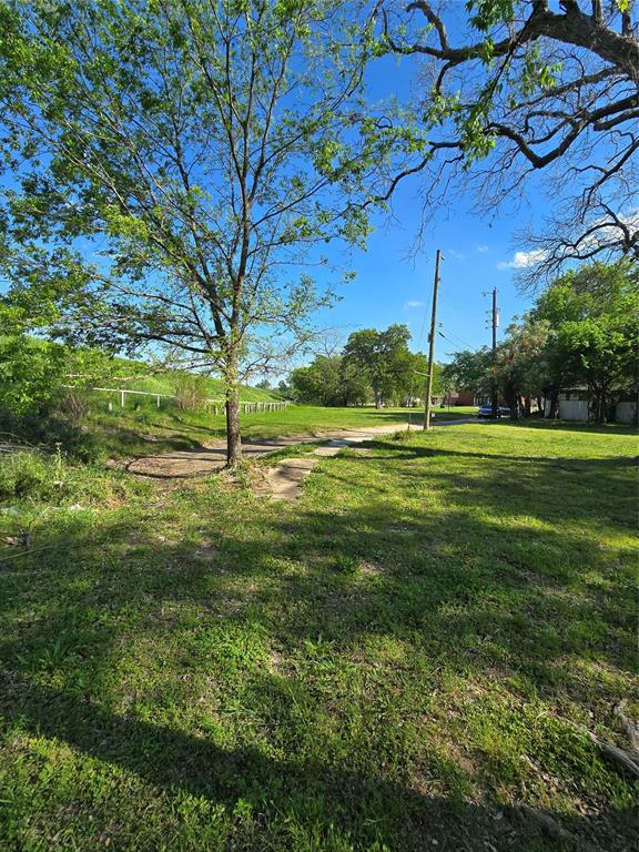 823 Millard Street Property Photo 10