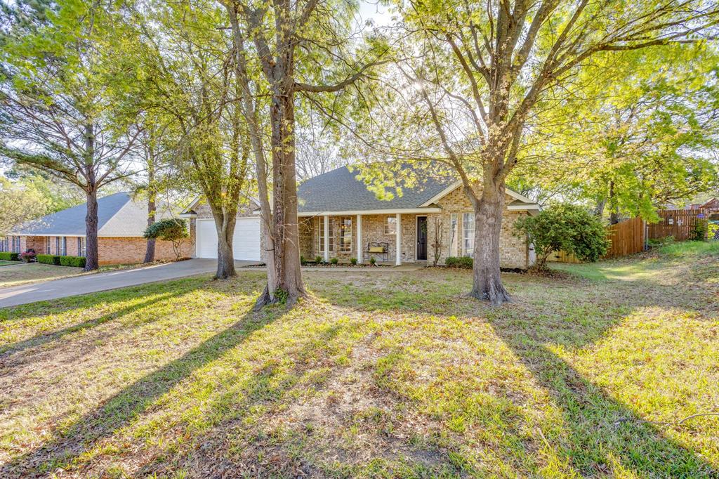 615 Rosewood Place Property Photo 1