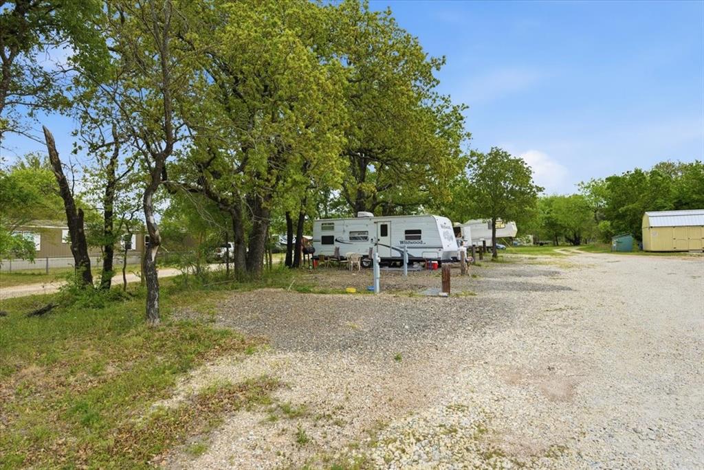 431 Hcr 2105 Loop Property Photo 3