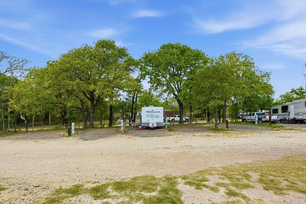 431 Hcr 2105 Loop Property Photo 4