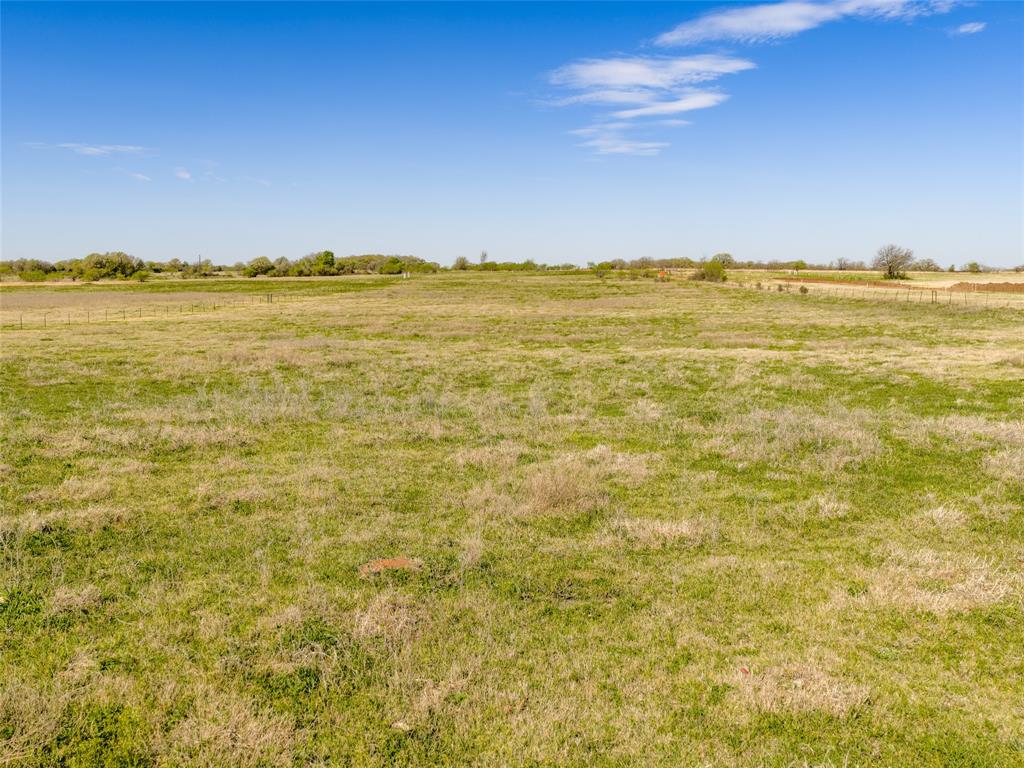 384 Cr-1475 Property Photo 14