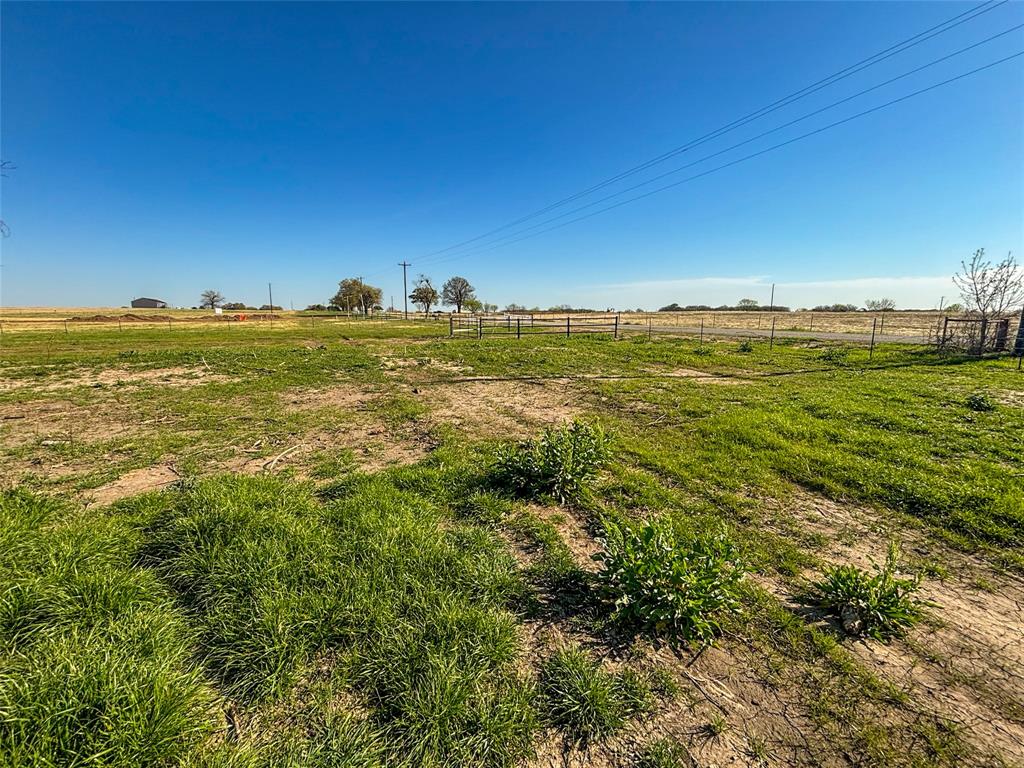 384 Cr-1475 Property Photo 23